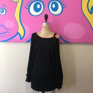 Circle 7 Black Knit Dolman Sleeve Tunic Sweater
